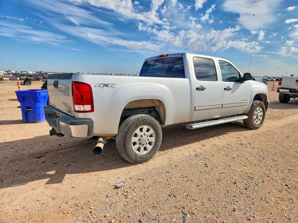 66906706 :رقم المزاد ، 1GT120C87BF116540 vin ، 2011 Gmc Sierra مزاد بيع