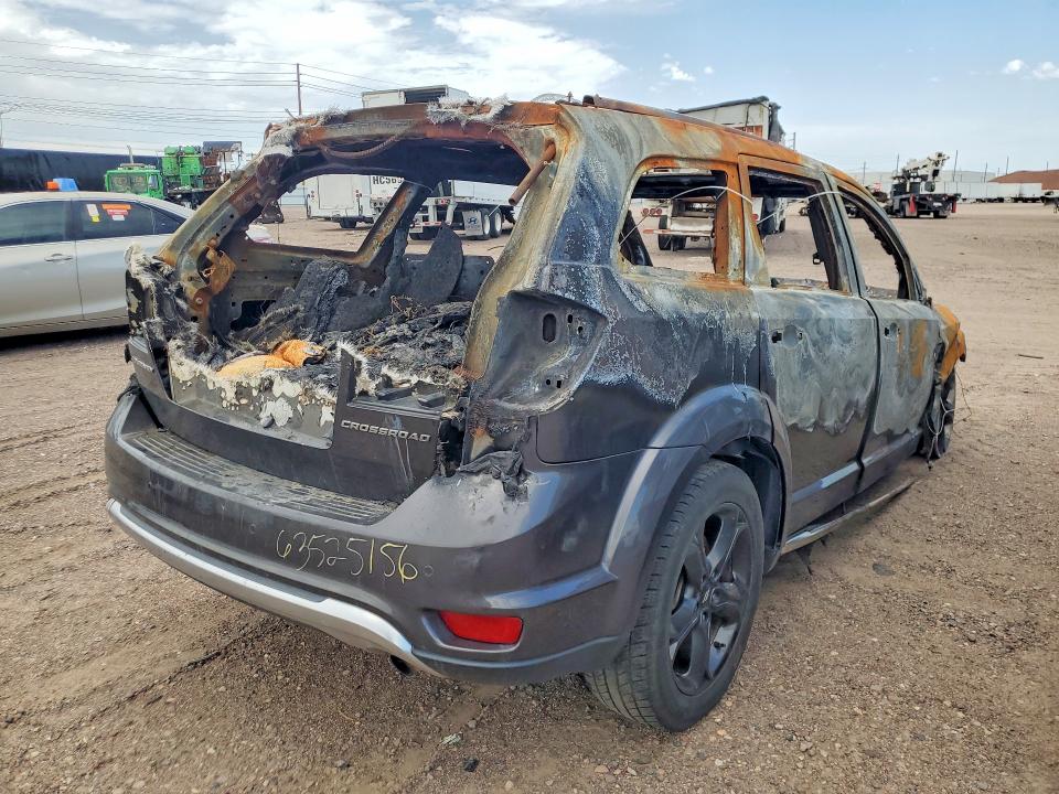 63525156 :رقم المزاد ، 3C4PDCGBXLT268413 vin ، 2020 Dodge Journey مزاد بيع
