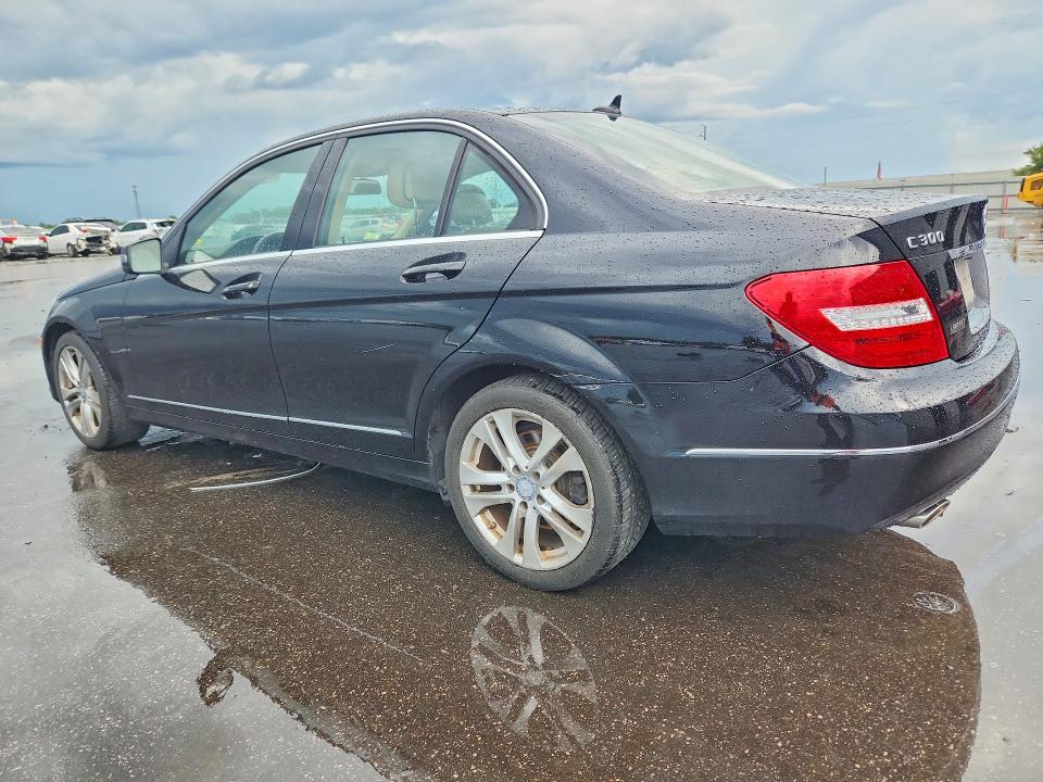 Продажа на аукционе авто 2014 Mercedes-benz C, vin: WDDGF8ABXER310001, номер лота: 64801256