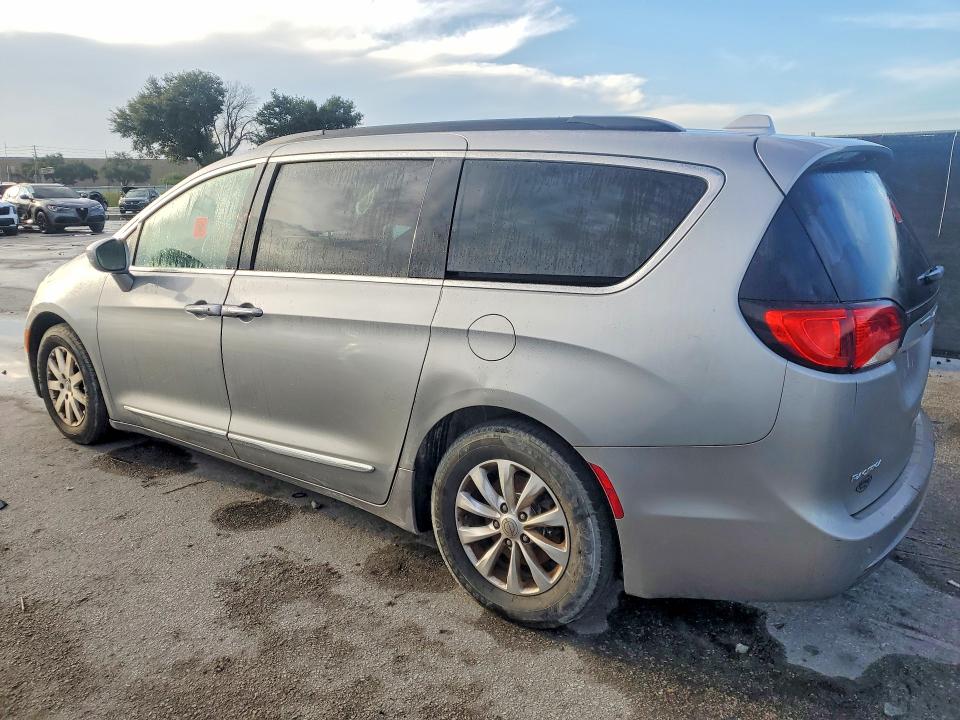 Aukcja sprzedaży 2017 Chrysler Pacifica, vin: 2C4RC1BG0HR569317, numer aukcji: 64489016