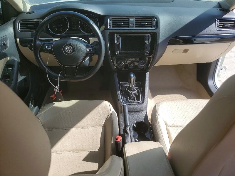 64257376 :رقم المزاد ، 3VWL07AJ5GM261724 vin ، 2016 Volkswagen Jetta مزاد بيع