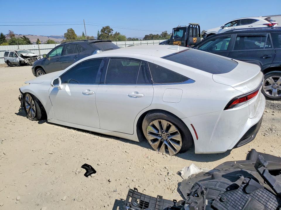 64578556 :رقم المزاد ، JTDAAAAA3MA000587 vin ، 2021 Toyota Mirai مزاد بيع