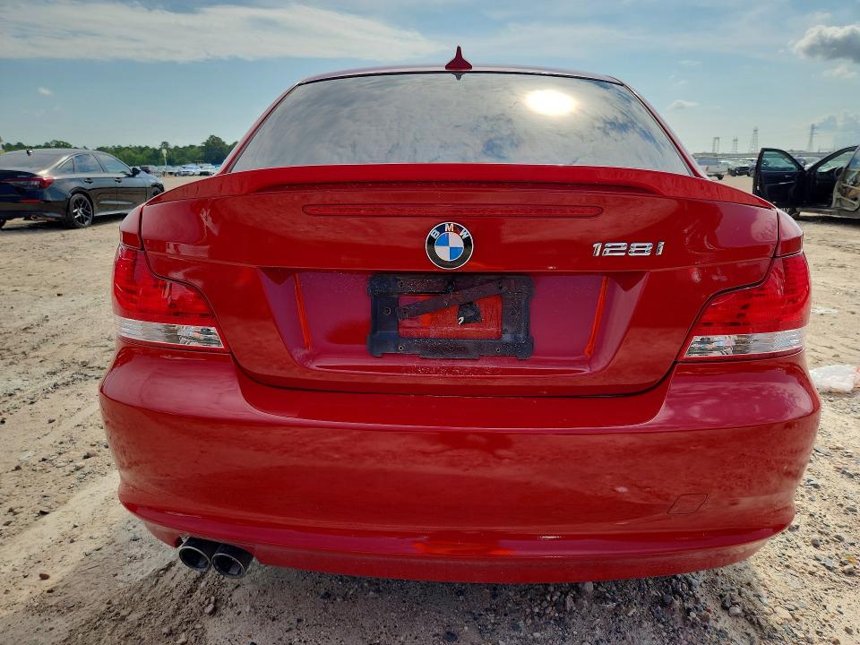 67261366 :رقم المزاد ، WBAUP73569VK76368 vin ، 2009 Bmw 128 مزاد بيع