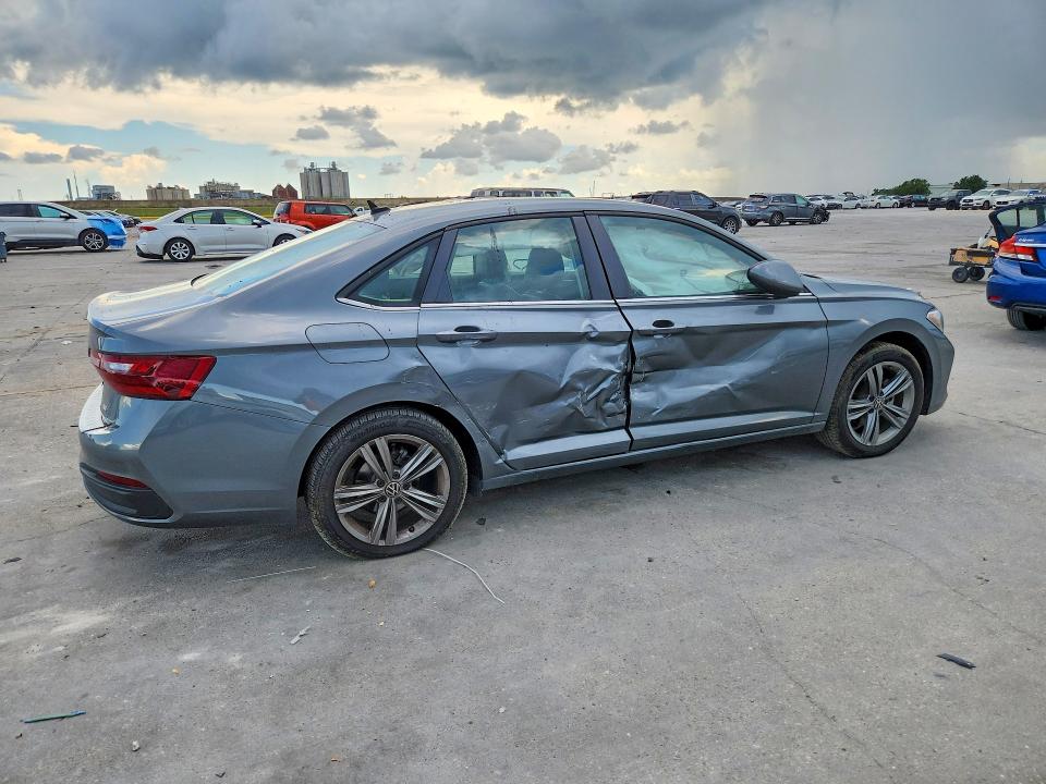 64808666 :رقم المزاد ، 3VWEM7BU1PM057119 vin ، 2023 Volkswagen Jetta مزاد بيع