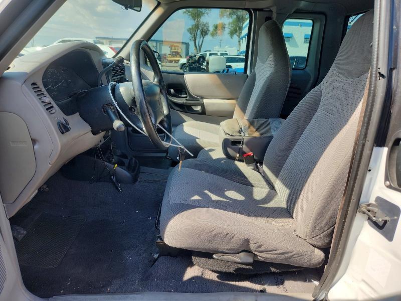 64840716 :رقم المزاد ، 4F4YR16V7YTM28389 vin ، 2000 Mazda B3000 مزاد بيع