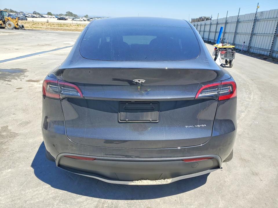 2024 Tesla Model Y მანქანა იყიდება აუქციონზე, vin: 7SAYGDEE9RF009467, აუქციონის ნომერი: 63571616
