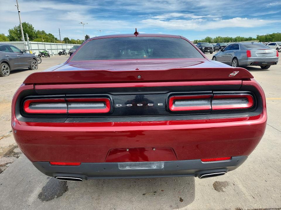 67179496 :رقم المزاد ، 2C3CDZGG9JH112919 vin ، 2018 Dodge Challenger مزاد بيع