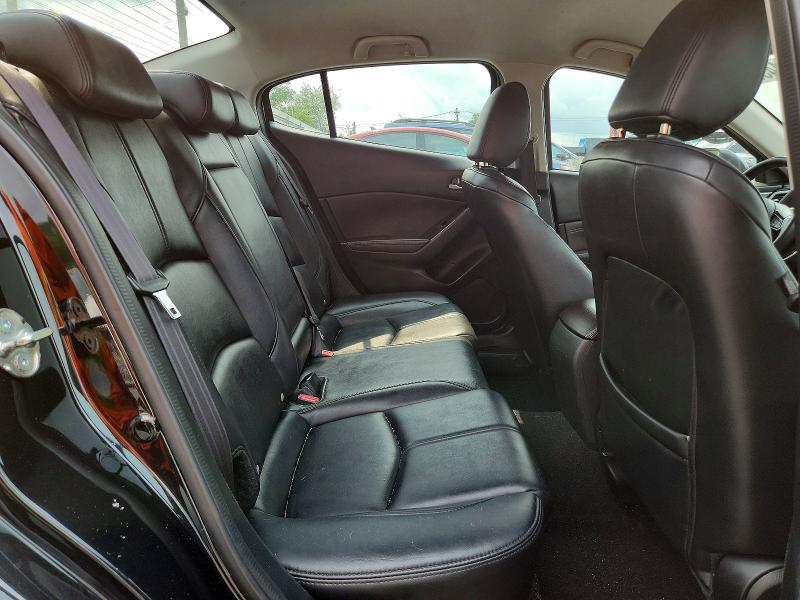 64354436 :رقم المزاد ، JM1BN1V75H1105337 vin ، 2017 Mazda 3 مزاد بيع