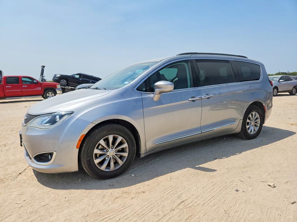 66478366 :رقم المزاد ، 2C4RC1BG5HR613313 vin ، 2017 Chrysler Pacifica مزاد بيع