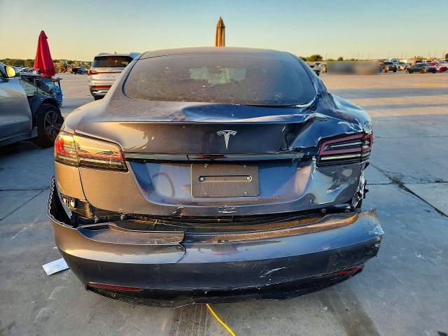 2022 Tesla Model S მანქანა იყიდება აუქციონზე, vin: 5YJSA1E58NF478188, აუქციონის ნომერი: 63874086