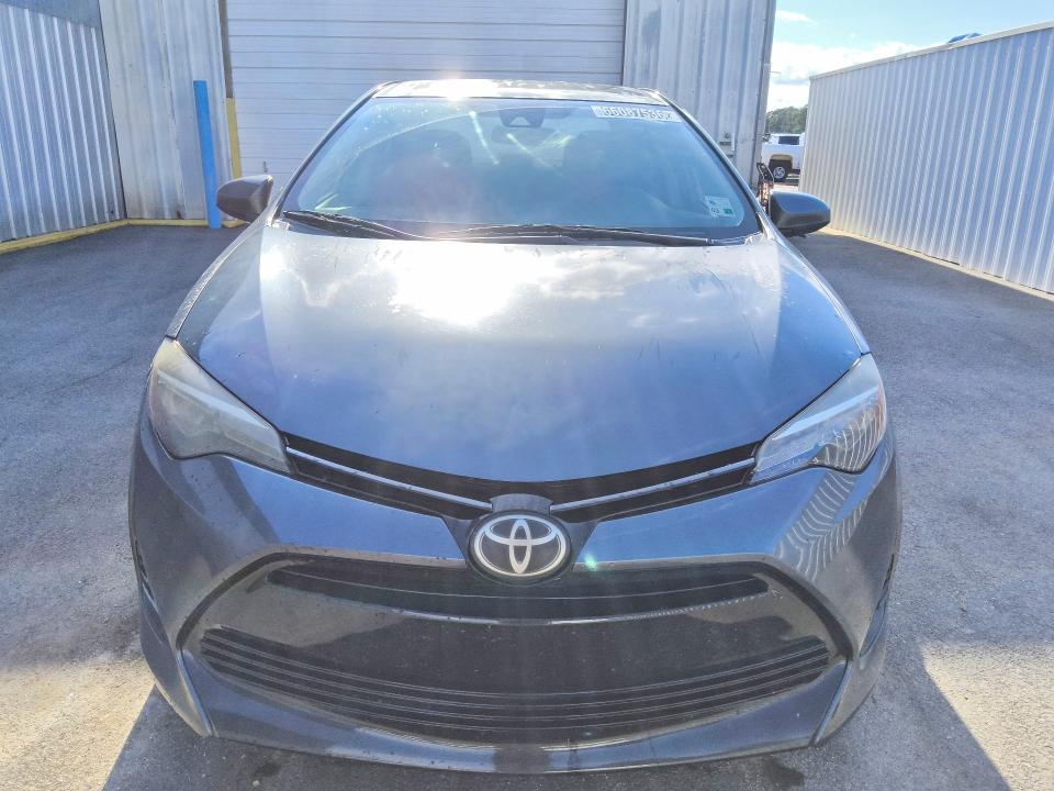 66087536 :رقم المزاد ، 5YFBURHEXHP735460 vin ، 2017 Toyota Corolla مزاد بيع