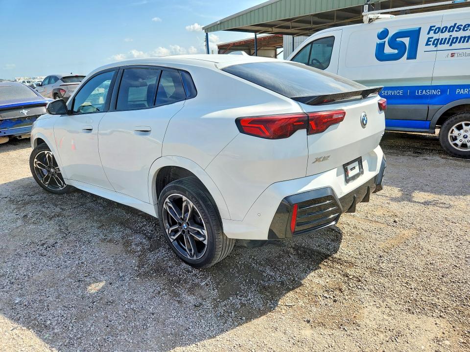 64256316 :رقم المزاد ، WBX63GM00S5251369 vin ، 2025 Bmw X2 مزاد بيع