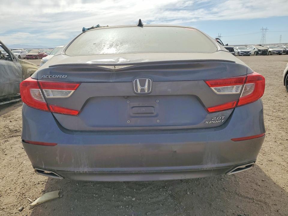 2018 Honda Accord მანქანა იყიდება აუქციონზე, vin: 1HGCV2F3XJA008132, აუქციონის ნომერი: 64146726
