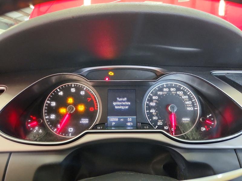 2015 Audi A4 მანქანა იყიდება აუქციონზე, vin: WAUBFAFL0FN020286, აუქციონის ნომერი: 64261416