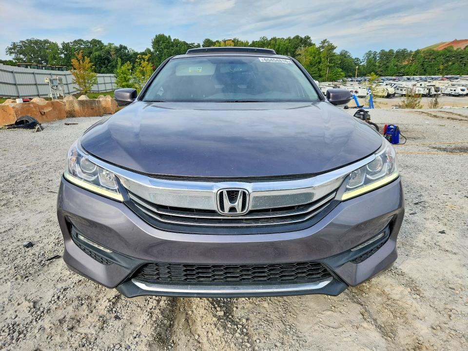 2016 Honda Accord მანქანა იყიდება აუქციონზე, vin: 1HGCR2F82GA117158, აუქციონის ნომერი: 65454816