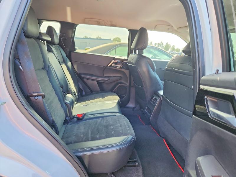 Продажа на аукционе авто 2023 Mitsubishi Outlander, vin: JA4T5UA97PZ058156, номер лота: 64561226
