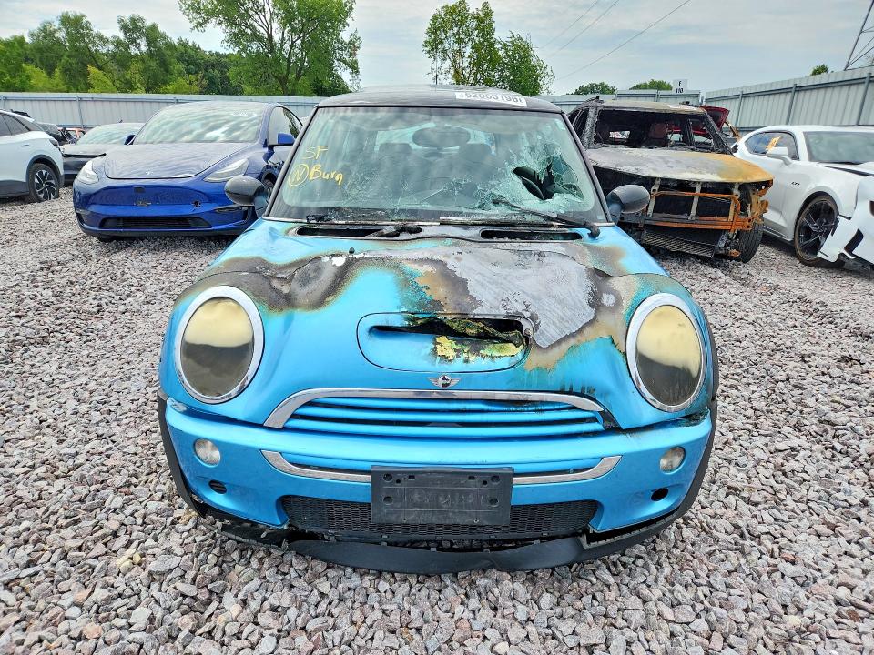 2005 Mini Cooper მანქანა იყიდება აუქციონზე, vin: WMWRE33495TD98713, აუქციონის ნომერი: 62055196