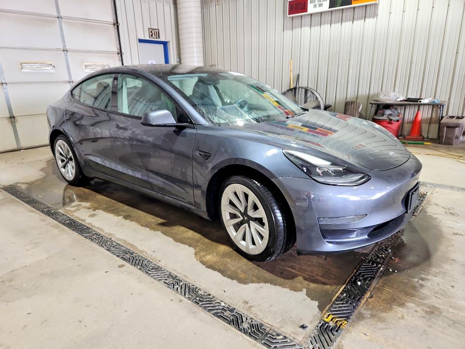 67246066 :رقم المزاد ، 5YJ3E1EA4MF062272 vin ، 2021 Tesla Model 3 مزاد بيع