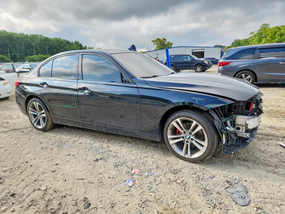 2013 Bmw 328 მანქანა იყიდება აუქციონზე, vin: WBA3B3C5XDF535708, აუქციონის ნომერი: 62835756