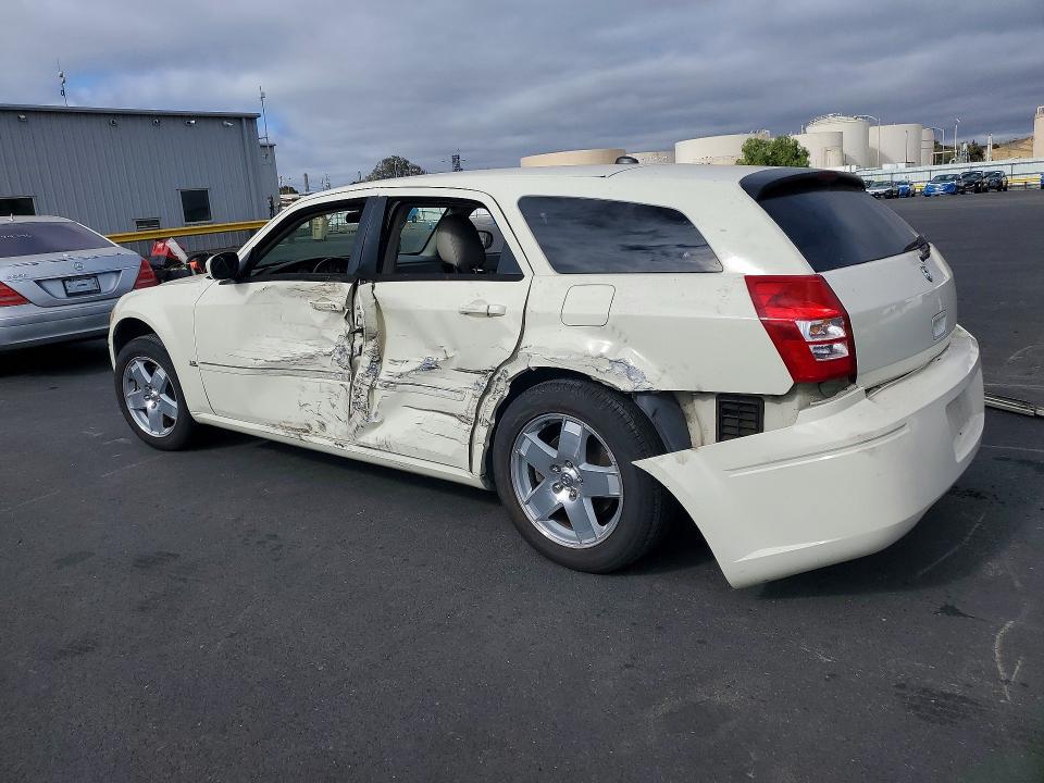 65356646 :رقم المزاد ، 2D8GZ48V55H688447 vin ، 2005 Dodge Magnum مزاد بيع