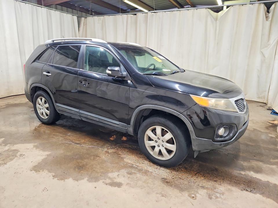63532106 :رقم المزاد ، 5XYKT3A18BG065636 vin ، 2011 Kia Sorento مزاد بيع