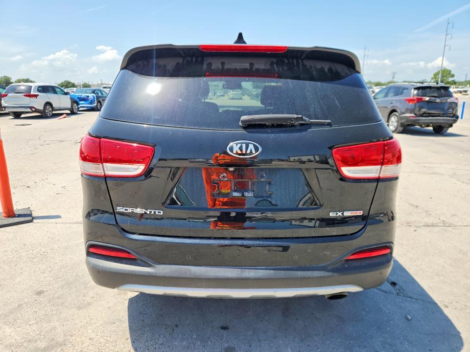 66136166 :رقم المزاد ، 5XYPHDA1XGG031928 vin ، 2016 Kia Sorento مزاد بيع