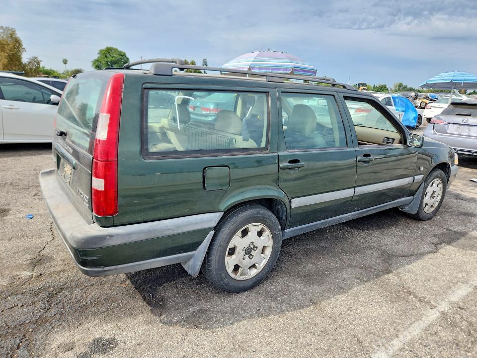 2000 Volvo V70 მანქანა იყიდება აუქციონზე, vin: YV1LZ56D6Y2657339, აუქციონის ნომერი: 66948016