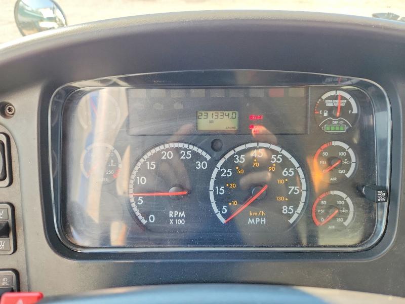 65416756 :رقم المزاد ، 1FVACXDT3CHBM7113 vin ، 2012 Freightliner M2 مزاد بيع