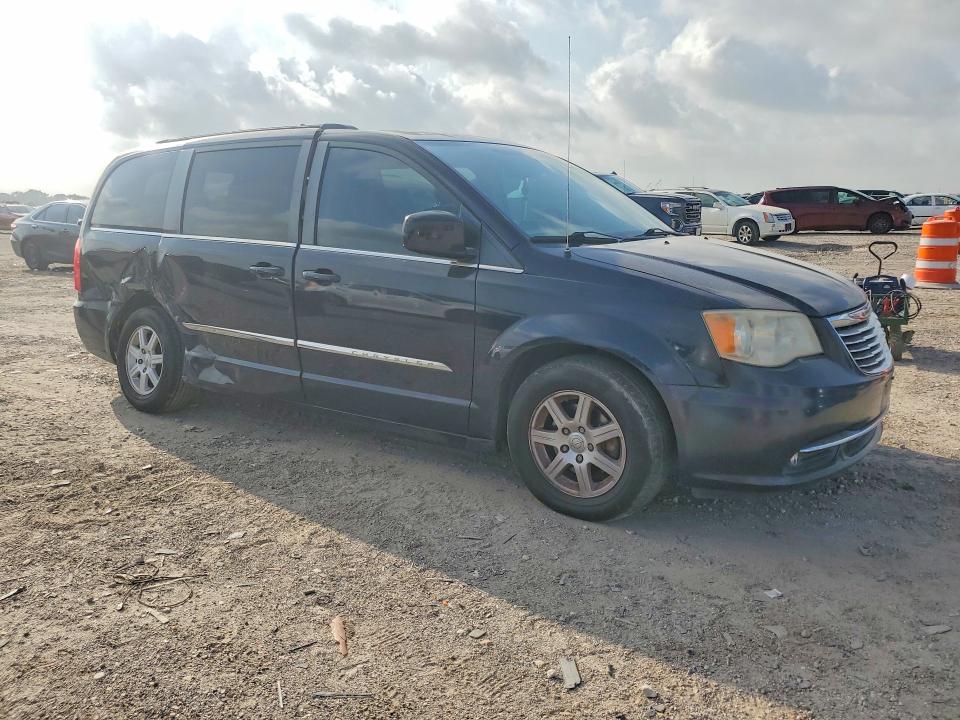 63202146 :رقم المزاد ، 2A4RR5DG4BR604798 vin ، 2011 Chrysler Town & Country مزاد بيع