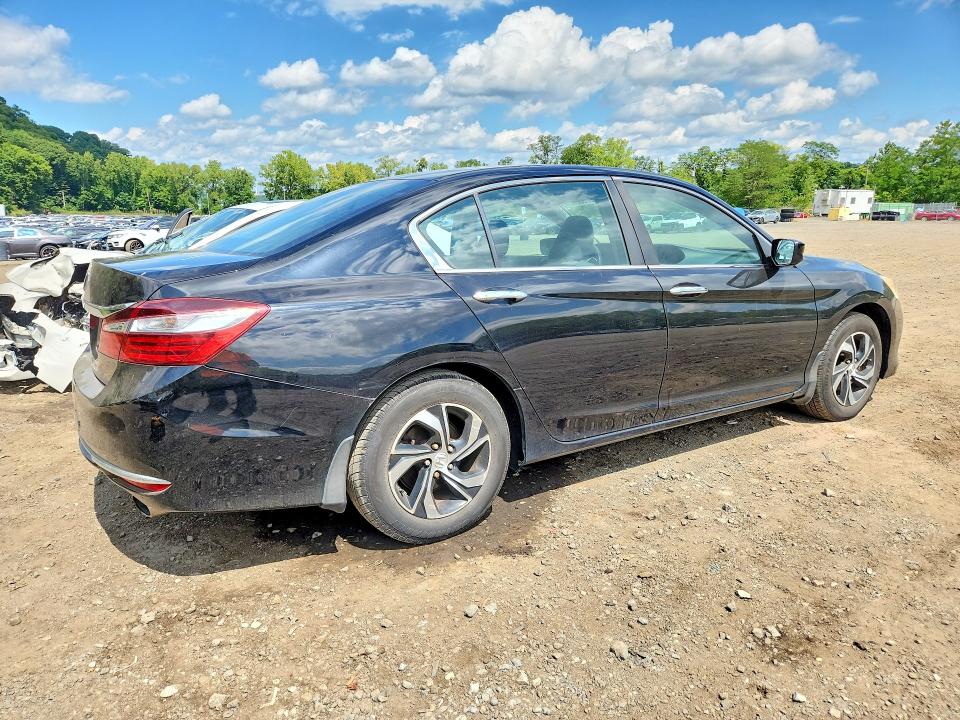 2016 Honda Accord მანქანა იყიდება აუქციონზე, vin: 1HGCR2F33GA057928, აუქციონის ნომერი: 65563096