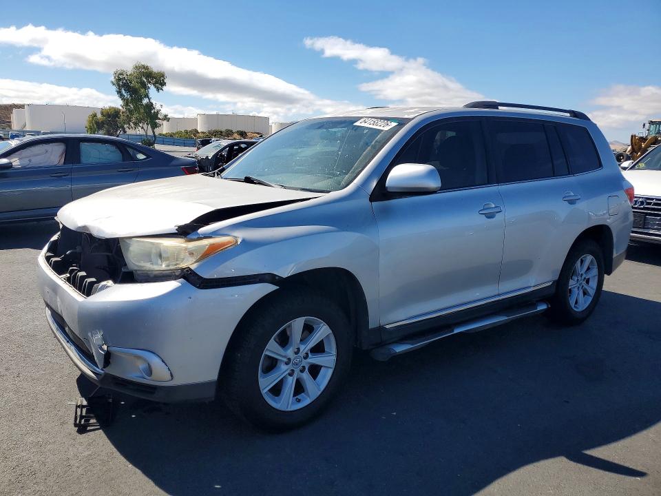 64158226 :رقم المزاد ، 5TDZA3EH3CS025562 vin ، 2012 Toyota Highlander مزاد بيع