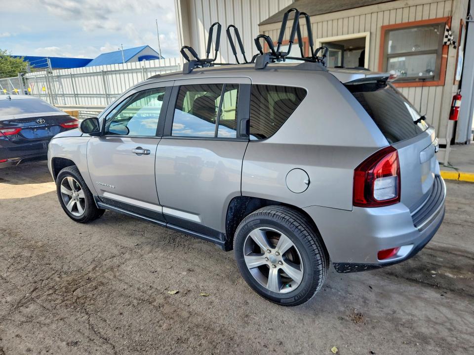 65645276 :رقم المزاد ، 1C4NJCEA2GD760651 vin ، 2016 Jeep Compass مزاد بيع