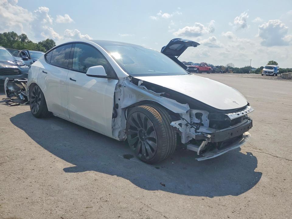 64457216 :رقم المزاد ، 5YJYGDEF5LF003551 vin ، 2020 Tesla Model Y مزاد بيع