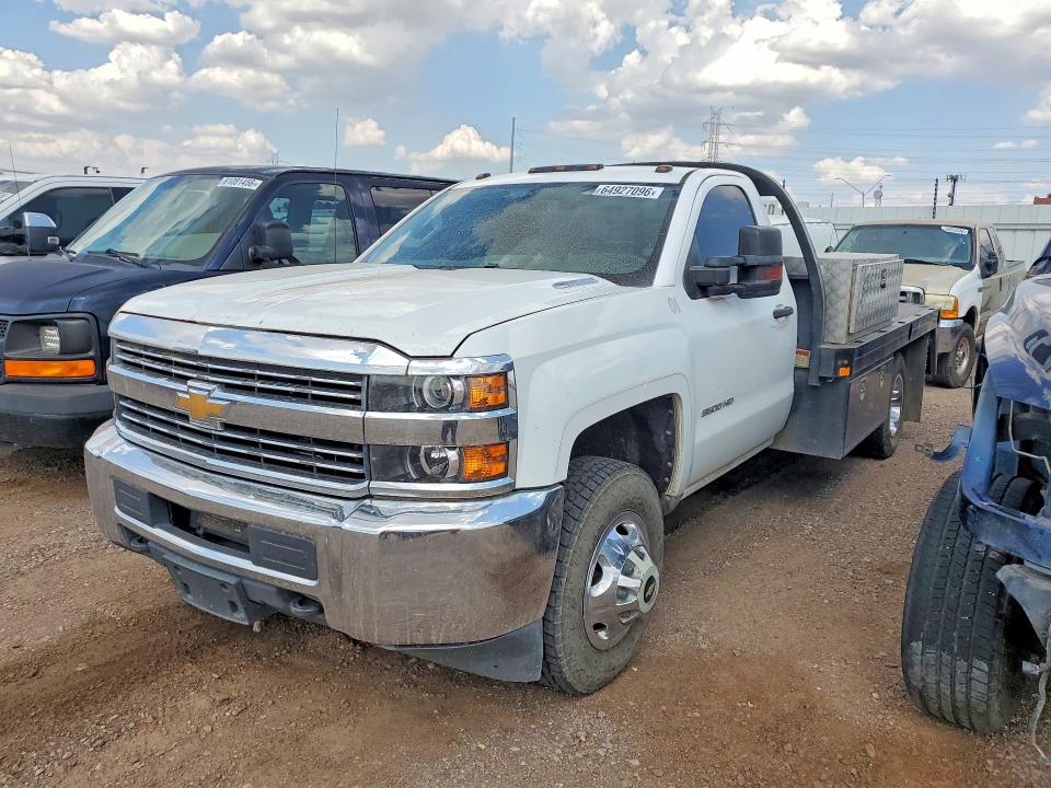 Продаж на аукціоні авто 2015 Chevrolet Silverado, vin: 1GB3KYC82FF618499, номер лоту: 64927096