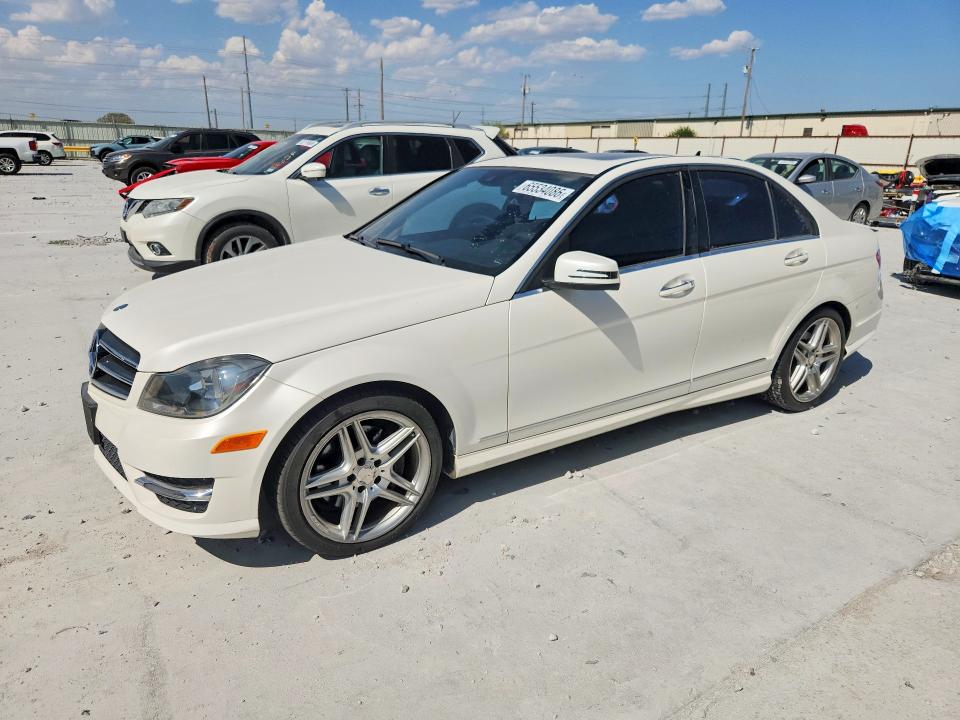 Auction sale of the 2014 Mercedes-benz C, vin: WDDGF5HB7EA924622, lot number: 65534086