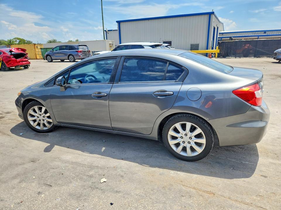 Продажа на аукционе авто 2012 Honda Civic, vin: 2HGFB2F50CH303381, номер лота: 65827396