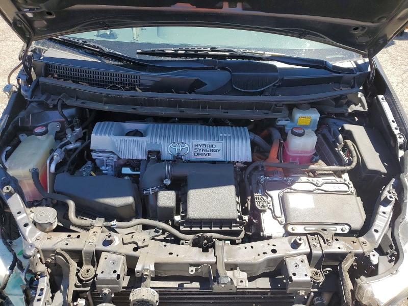 65242766 :رقم المزاد ، JTDZN3EU5FJ029261 vin ، 2015 Toyota Prius V مزاد بيع