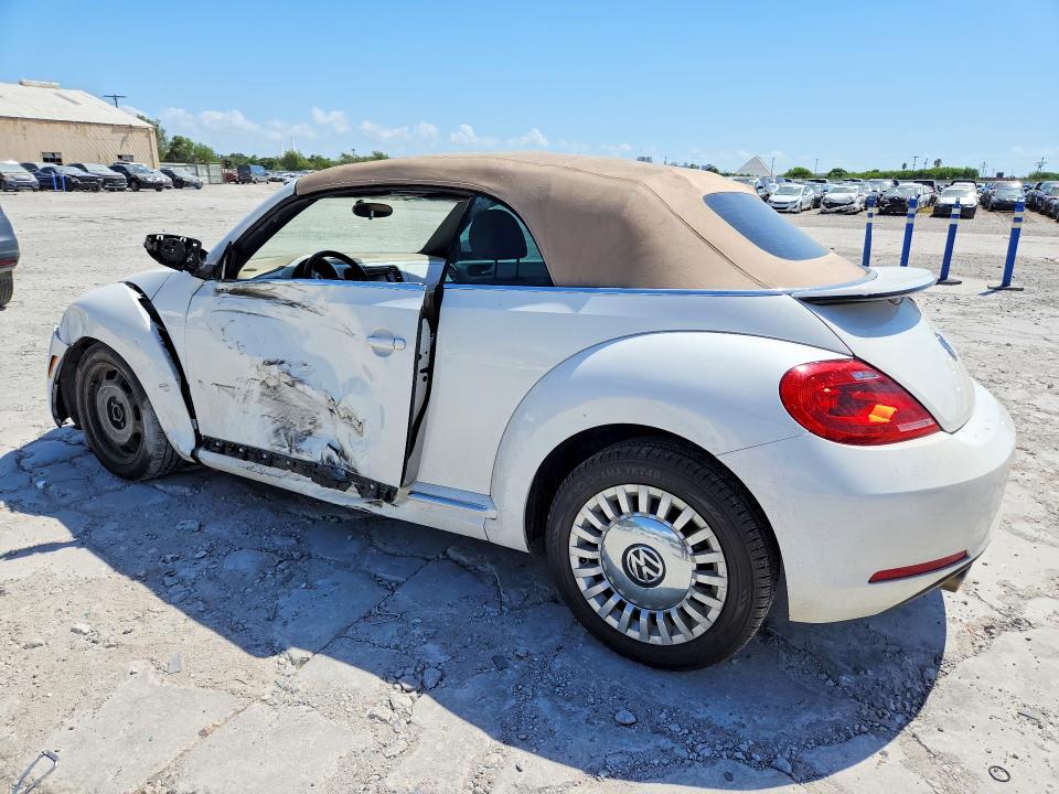 64339136 :رقم المزاد ، 3VW5X7AT7DM828419 vin ، 2013 Volkswagen Beetle مزاد بيع