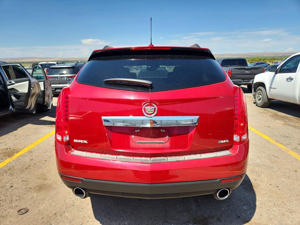 2015 Cadillac Srx მანქანა იყიდება აუქციონზე, vin: 3GYFNCE36FS574193, აუქციონის ნომერი: 64674176