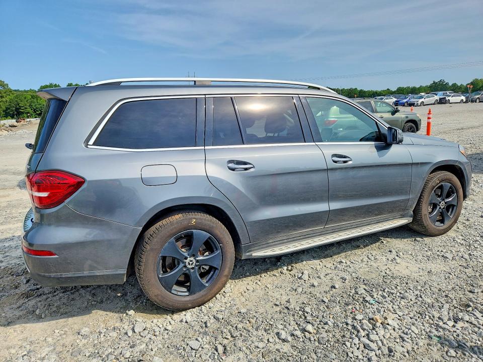 64537666 :رقم المزاد ، 4JGDF6EE1HA970738 vin ، 2017 Mercedes-benz Gls مزاد بيع