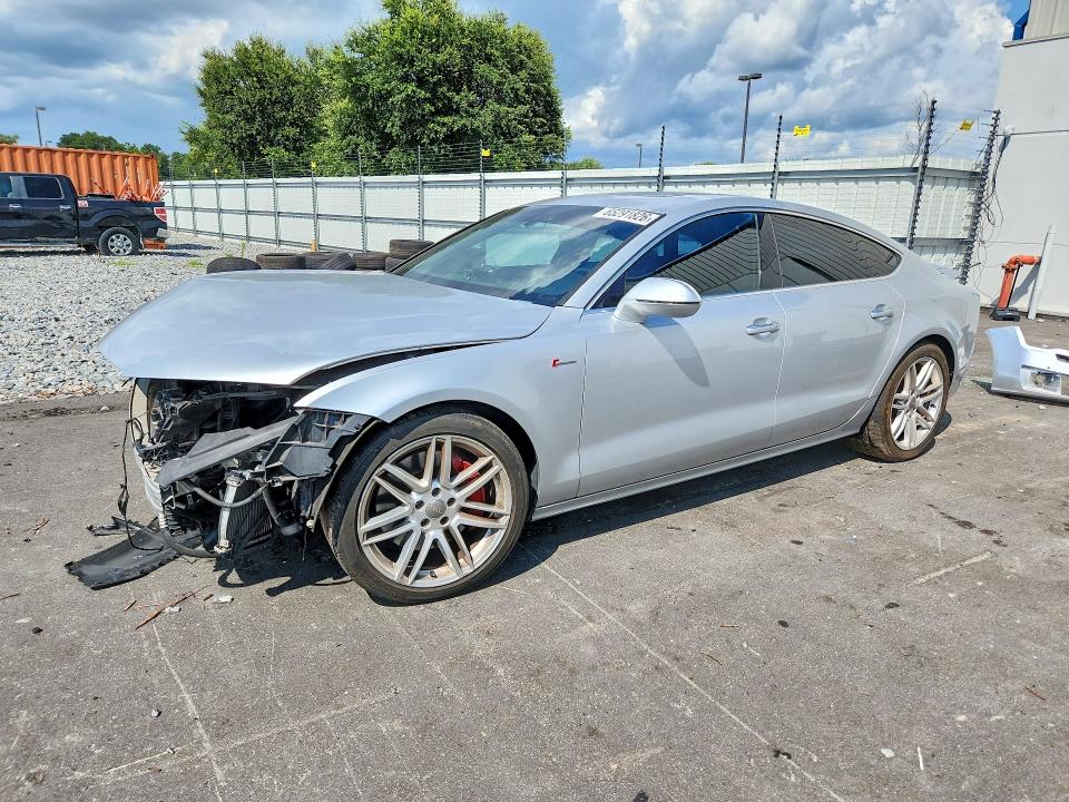 65291826 :رقم المزاد ، WAUWGAFC9FN026165 vin ، 2015 Audi A7 مزاد بيع