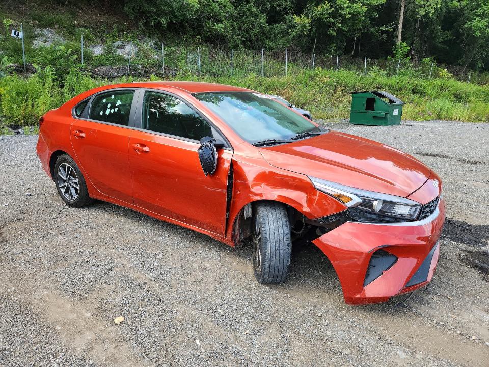 65999966 :رقم المزاد ، 3KPF24AD5RE717219 vin ، 2024 Kia Forte مزاد بيع