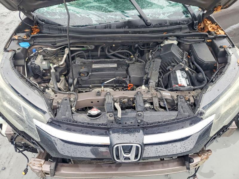 63810946 :رقم المزاد ، 2HKRM3H54FH503247 vin ، 2015 Honda Cr-v مزاد بيع