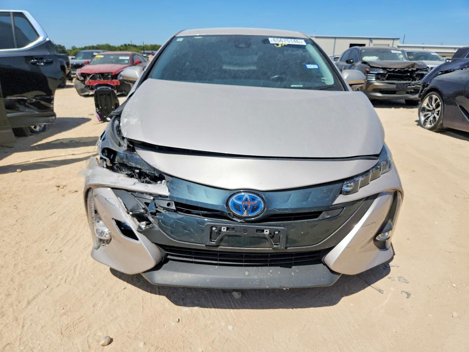 65675146 :رقم المزاد ، JTDKARFP9J3084401 vin ، 2018 Toyota Prius Prime مزاد بيع