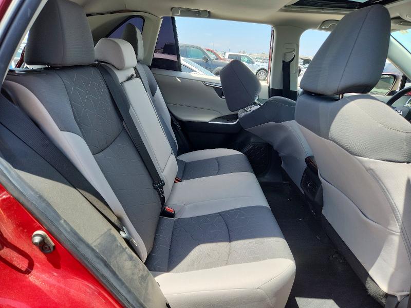 64341956 :رقم المزاد ، 2T3W1RFV5NW218047 vin ، 2022 Toyota Rav4 مزاد بيع