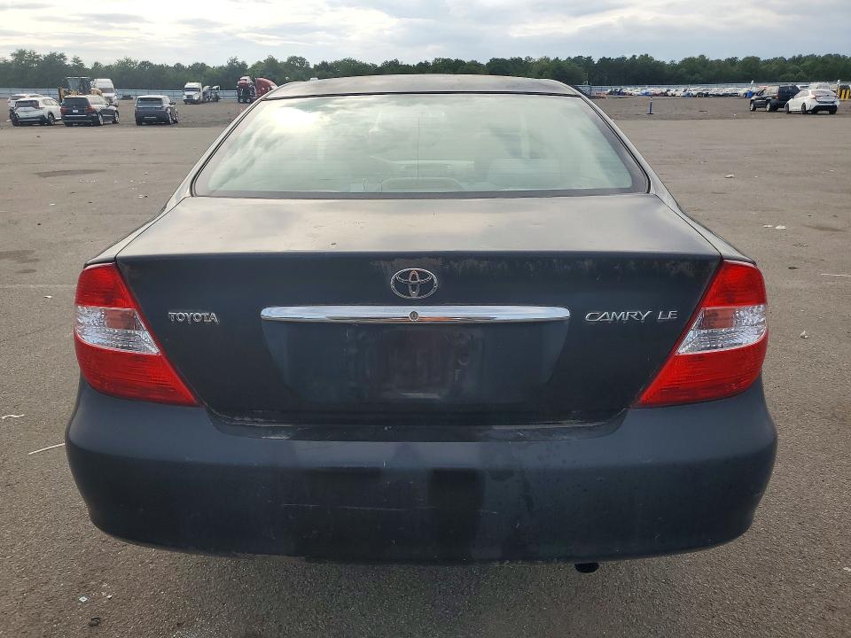 67287236 :رقم المزاد ، 4T1BE32K04U313683 vin ، 2004 Toyota Camry مزاد بيع