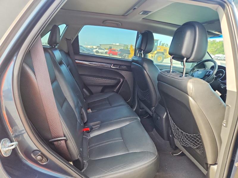 66545656 :رقم المزاد ، 5XYKU4A24BG012752 vin ، 2011 Kia Sorento مزاد بيع