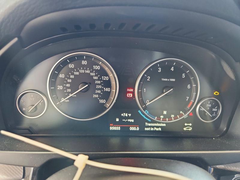 64676666 :رقم المزاد ، 5UXKR0C59F0P18501 vin ، 2015 Bmw X5 مزاد بيع