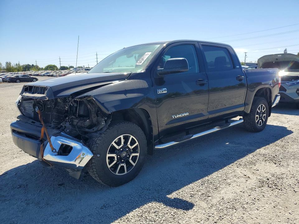64589776 :رقم المزاد ، 5TFDY5F1XHX601961 vin ، 2017 Toyota Tundra مزاد بيع
