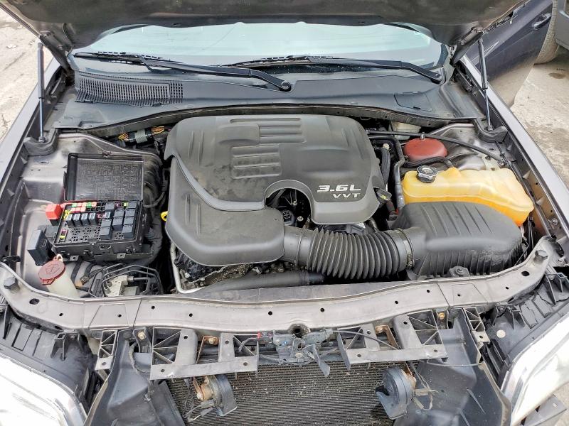 Aukcja sprzedaży 2015 Chrysler 300c, vin: 2C3CCAKG2FH781990, numer aukcji: 64277576